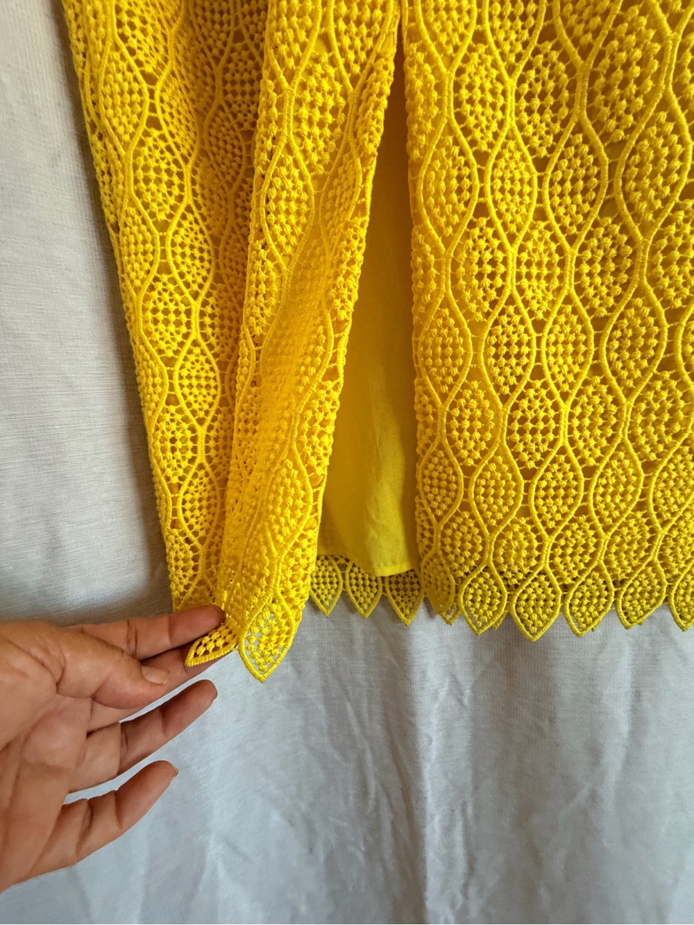 Diane Von Furstenberg Bright Yellow Lace V-Neck Midi Dress - Picture 6 of 16